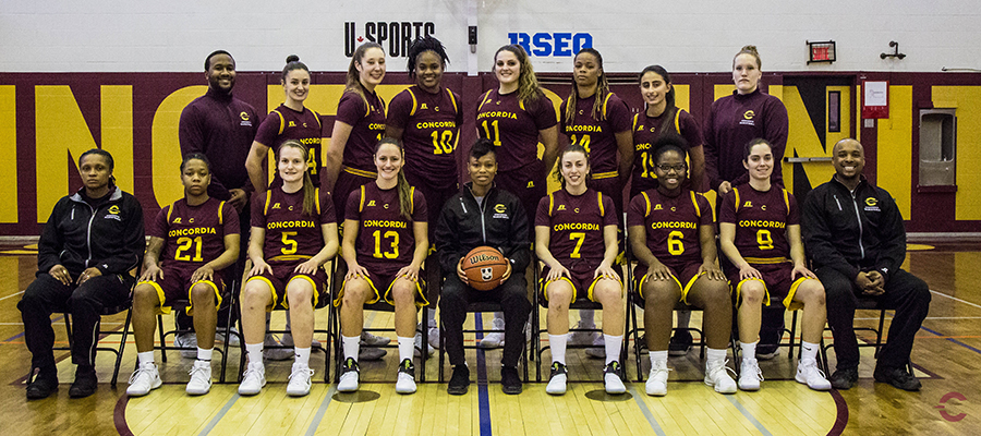 Basketball (W) 2017 Team Photo