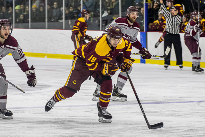 Colin Grannary and the Stingers will face the Western Mustangs.