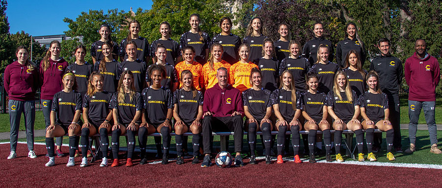 Soccer (W) 2021 Team Photo